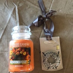 NEW Yankee Candle with jar topper